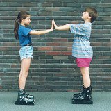 それらに作用する力があり、結果として彼らは動くようになる