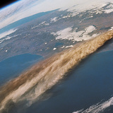 火山灰云的卫星图像